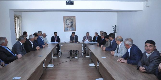 Muhtarlar Kaymakam Adayı Ziyaret Etti.