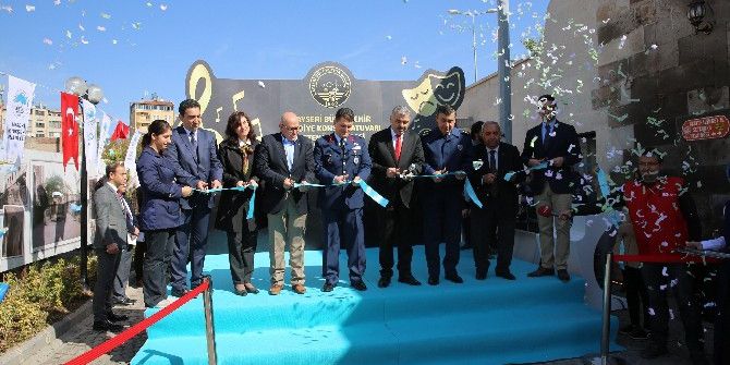 "Tarihimize Sahip Çıkıyor, Sanatı Geliştiriyoruz"