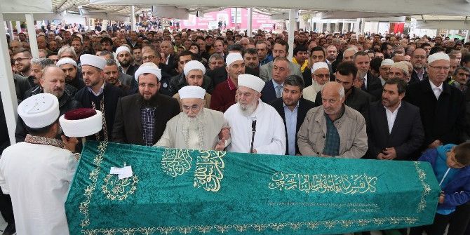 Bali Baba Camii Eski İmamı Son Yolculuğuna Uğurlandı