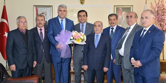 Muhtarlar’dan Yaşar Bahçeci ’ Ye Ziyaret