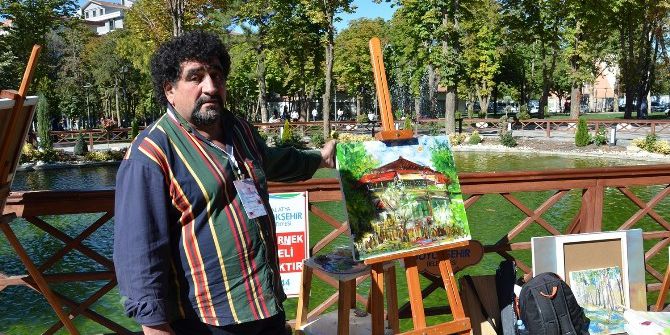 Hürriyet Parkı Tuvallere Yansıtıldı