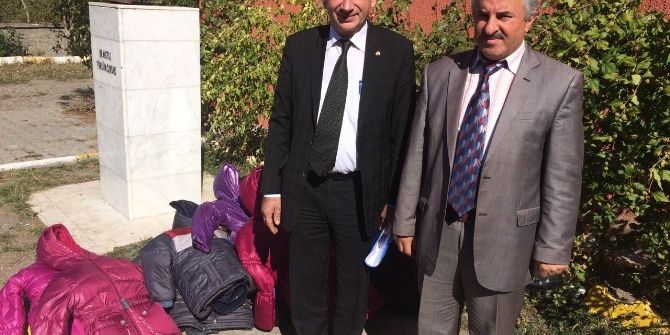 Tosya’da 600 Öğrenciye Eğitim Yardımı