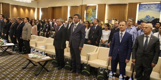 2. Erciyes Mükemmellik Zirvesi Düzenlendi