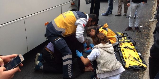 Minibüsün Çarptığı Yaşlı Adam Yaralandı