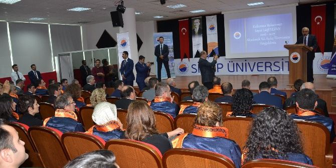 Bakan Elvan’dan Batı’ya: “Gölge Etmeyin Başka İhsan İstemeyiz”