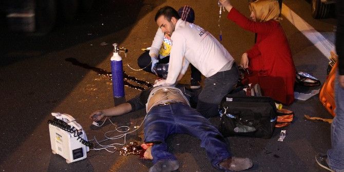 Memlekete Dönmek İçin Yola Çıkan Abi Kardeşi Kaza Ayırdı