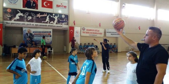 Ayvalık’ta 29 Ekim Cumhuriyet Kupası Heyecanı