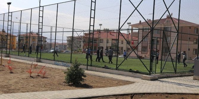 Her Mahalleye Spor Kompleksi