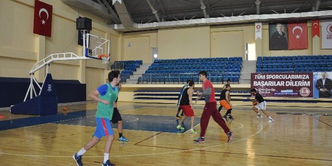 Bilecik Belediyesi Basketbol Kulübü Tb2l’de Ki İlk Maçının Hazırlıklarını Devam Ediyor