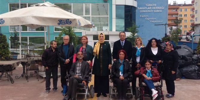 Ekim Ayında Doğan Engellilere Doğum Günü Partisi