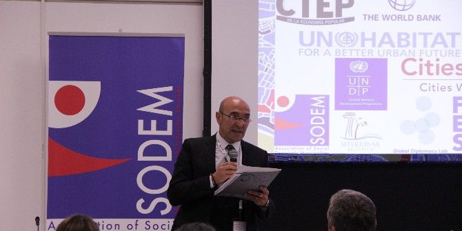 Başkan Soyer Ekvador’daki Habitat Zirvesinde Konuştu