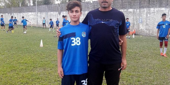 Akdeniz Belediyespor’un Genç Oyuncusu Esat Can, ’U14 Milli Takım’ Yolunda