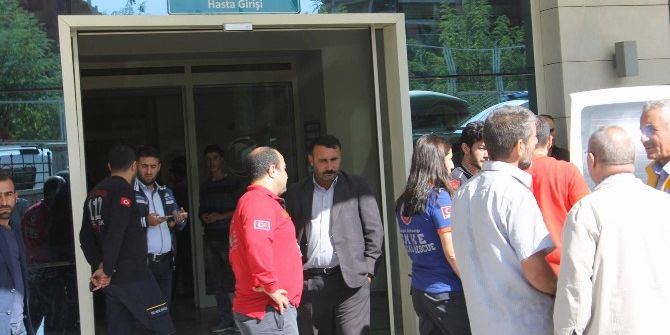 Siirt’te İki Araç Kafa Kafaya Çarpıştı: 5 Yaralı