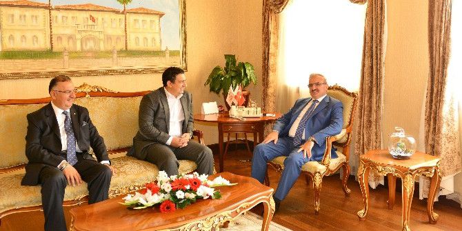 Antalyaspor Yönetiminden Vali Karaloğlu’na Ziyaret