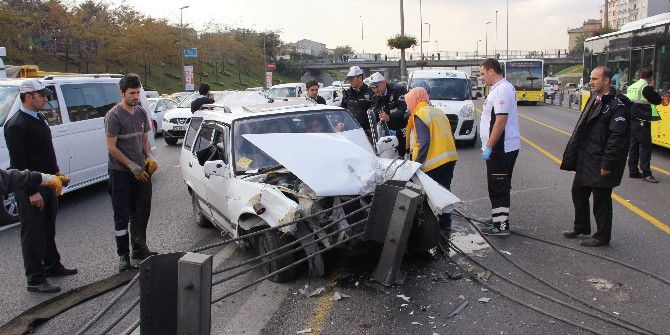 Metrobüs Yolunda Bir Kaza Daha