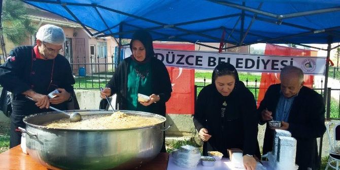 Aşure Gününe Destek Verildi