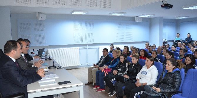 Beden Eğitimi Öğretmenleri Sene Başı Toplantısı