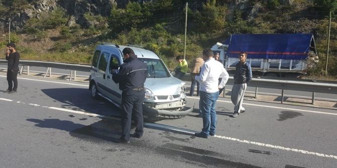 Zonguldak’ta Trafik Kazası: 2 Yaralı
