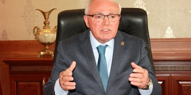 Yalova Üniversitesi’nde Logo Tartışması