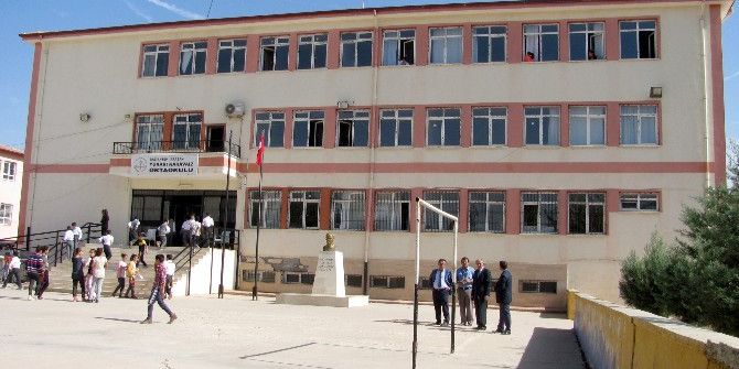 Okulun Duvarı Sağlam Çıktı