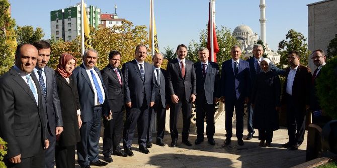Enerji Bakanı Albayrak’tan Başkan Akyürek’e Ziyaret