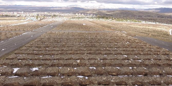 Erzurum’da Kış Öncesi Toplu Mezarlıklar Kazılmaya Başlandı