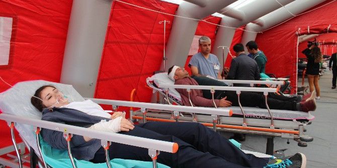Sivas’ta Deprem Ve Yangın Tatbikatı Gerçeğini Aratmadı