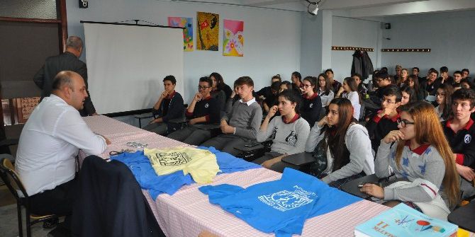 Mezun Olduğu Okula Konuşmacı Olarak Geldi