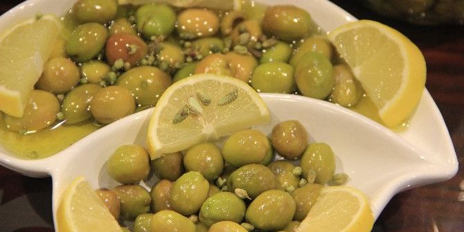 Kırma Zeytinleri Deniz Suyunu Attılar