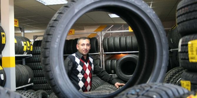 Sürücüler Kışa Hazırlanıyor