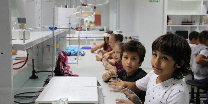 Yrd. Doç. Dr. Sayı: “Eğitimsiz Anne -Babanın Elinde Büyütülmek, Ziyan Olmak Demek”