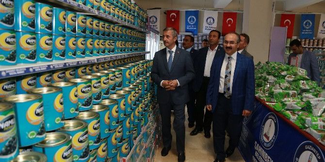 Şahinbey’in Hizmetleri Zengin’e Tanıtıldı