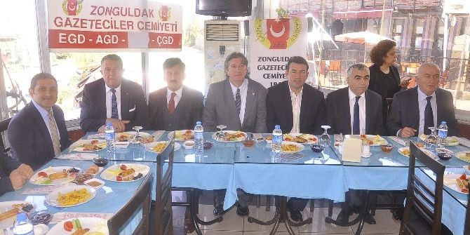 Ulupınar, Gazetecilerle Kahvaltıda Buluştu