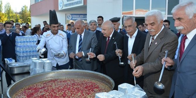 Üniversitede Aşure Günü Programı Düzenlendi