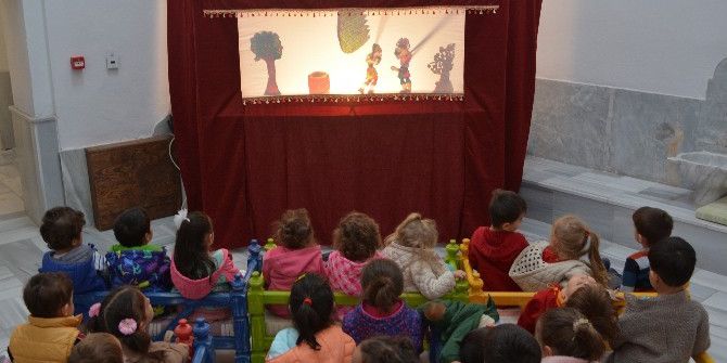 "Sihirli Orman" Çocuklarla Buluştu