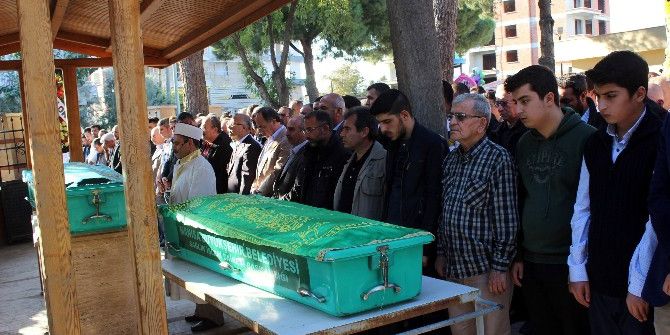 Cinayet Kurbanları Son Yolculuklarına Uğurlandı