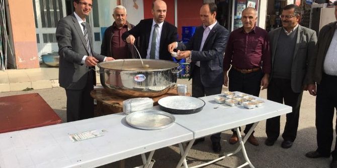 Dodurga Belediyesi’nden 2 Bin 500 Kişilik Aşure İkramı