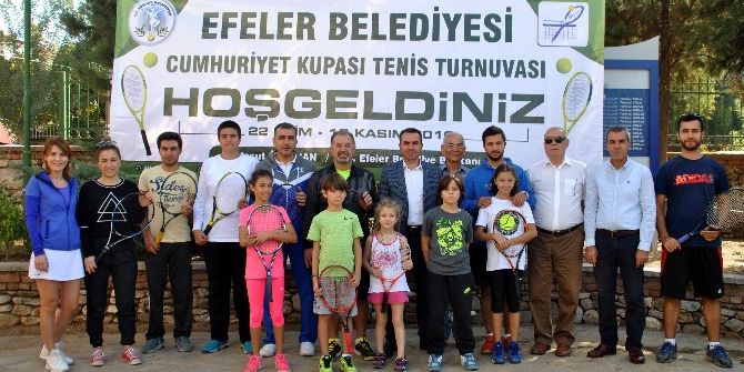 Efeler Belediyesi Cumhuriyet Kupası Tenis Turnuvası Başladı