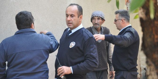 Hastanede Tedavi Gören Eşi İçin Borç Aldığı 2 Bin Tl Yangında Kül Oldu