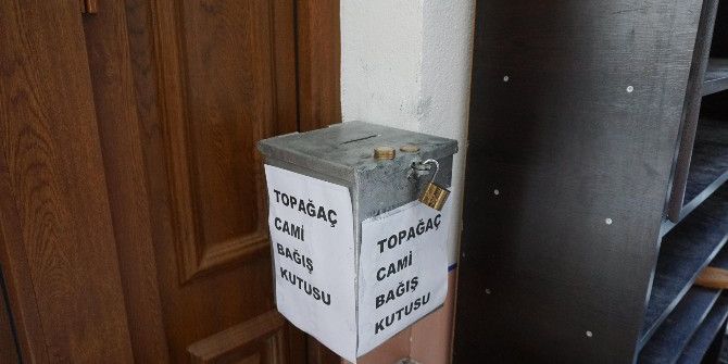 Camideki Hırsızlık Anı Güvenlik Kamerasına Yansıdı