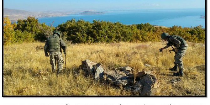 Tatvan’da İki Patlayıcı İmha Edildi