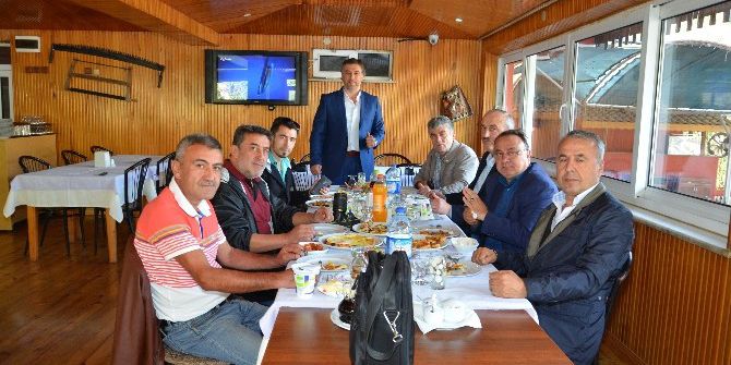 Gazeteciler Bir Araya Geldi