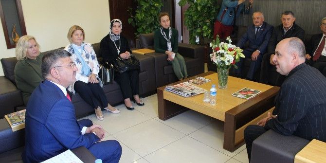 Bursalı Dernek Federasyonundan Başkan Akdoğan’a Ziyaret