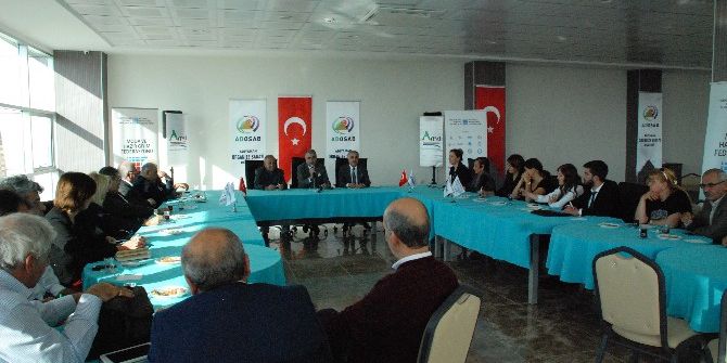 Tekstil Ve Hazır Giyim Çalıştayı Bilgilendirme Toplantısı Yapıldı