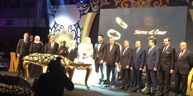 Cumhurbaşkanı Erdoğan Nikah Şahidi Oldu, Çok Çocuk Tavsiyesinde Bulundu