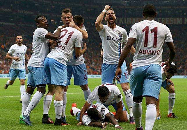 Spor Toto Süper Ligde Galatasaray 0-1 Trabzonspor