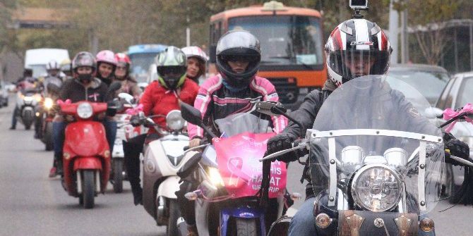 ’Süslü Egzoz’ Kansere ’Dur’ Demek İçin Gazladı