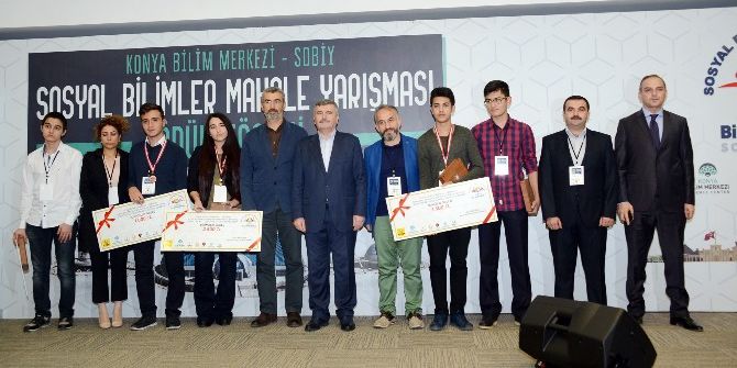 Geleceğin Beyinleri Bilim Merkezi’nde Ödüllendirildi