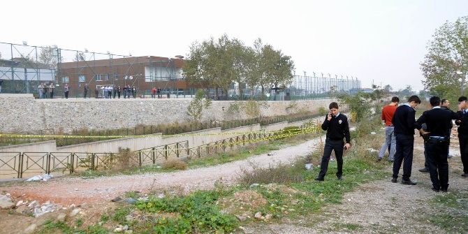 Dere Kenarında Ölü Bulundu