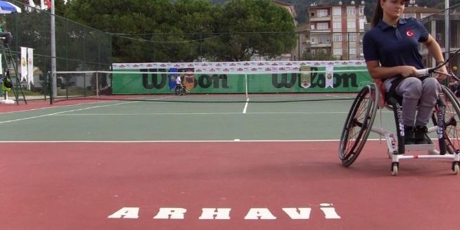 Büşra Ün: “Hedefim Dünya Sıralamasında İlk 8’e Girmek”